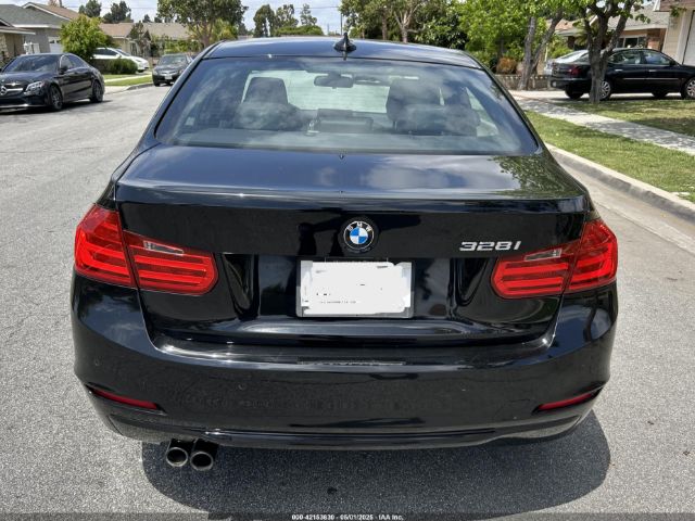 WBA3C1C52EK108680 BMW 328I