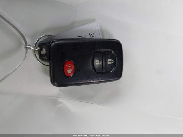 JTDKN3DU7F1987644 Toyota Prius Two