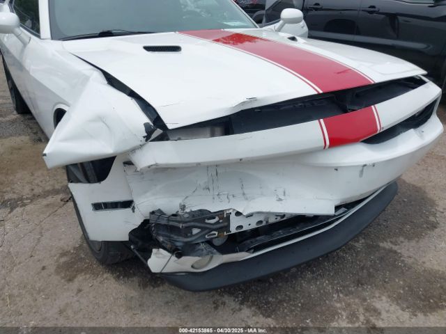 2C3CDYAG9EH164625 Dodge Challenger Rallye Redline