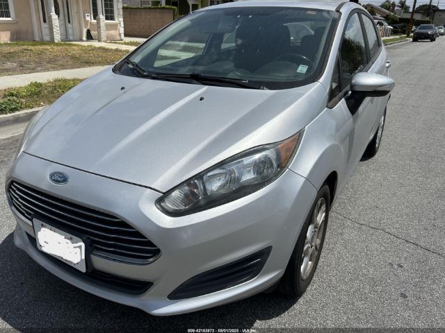 3FADP4EJ8FM167515 Ford FIESTA SE