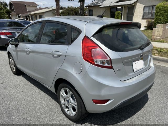 3FADP4EJ8FM167515 Ford FIESTA SE