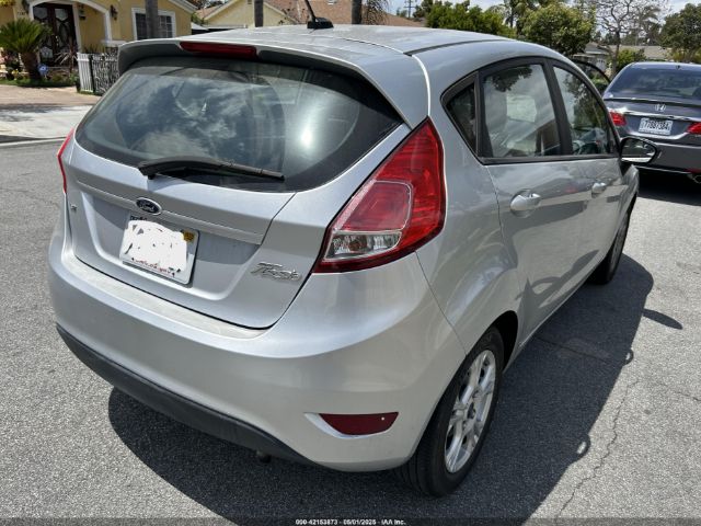 3FADP4EJ8FM167515 Ford FIESTA SE