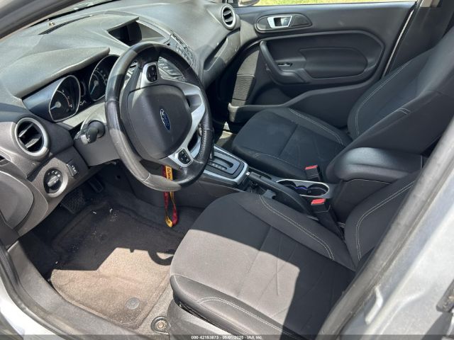 3FADP4EJ8FM167515 Ford FIESTA SE