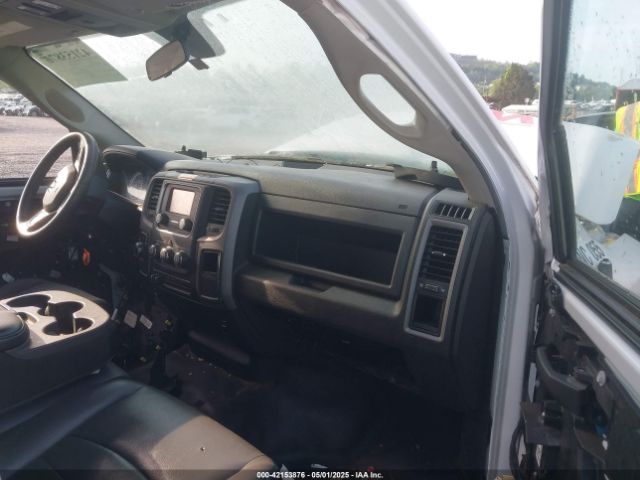 1C6RR6FG0MS598371 RAM 1500 Classic Tradesman  4x2 6'4 Box
