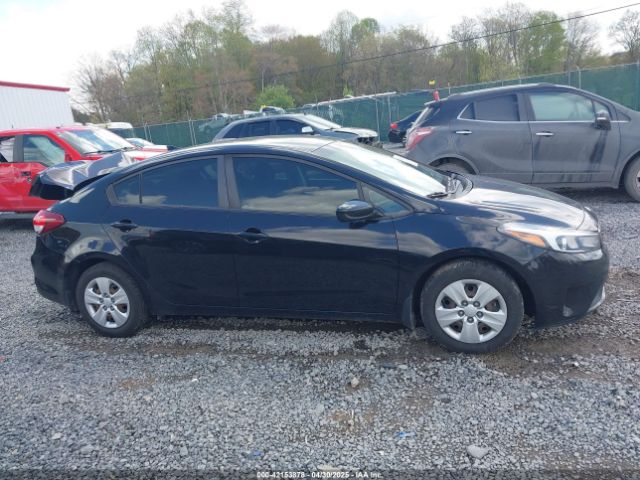 3KPFK4A71JE227777 KIA FORTE LX