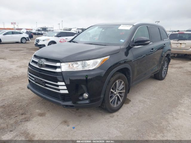 5TDJZRFHXKS573838 Toyota Highlander Xle
