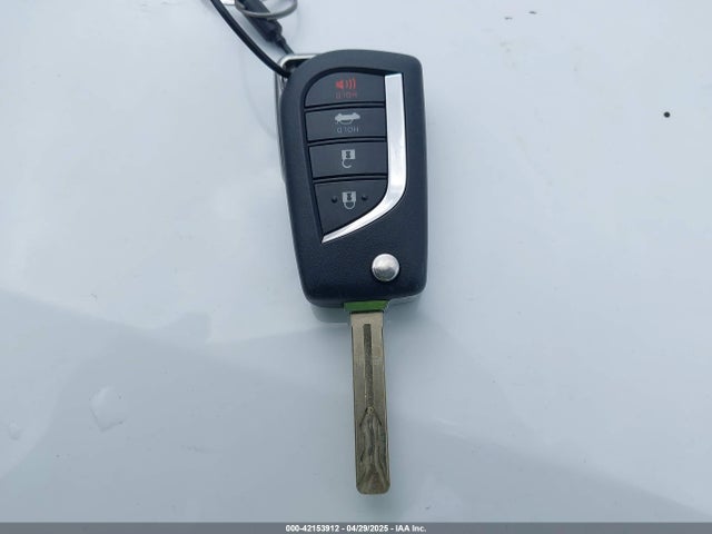 5YFB4MDE8RP087708 Toyota COROLLA LE