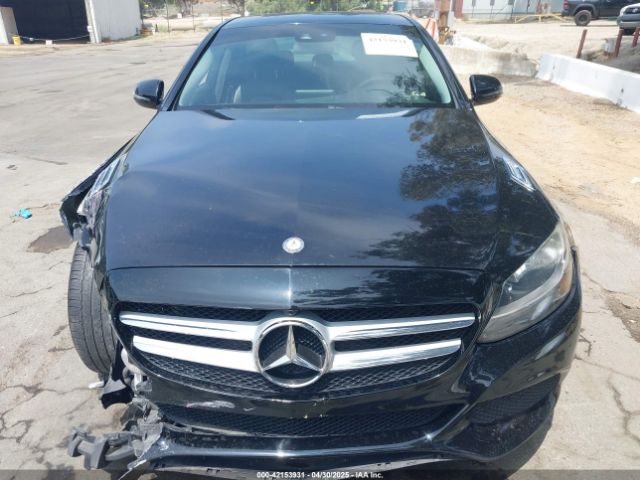 55SWF4JB2GU149942 Mercedes-Benz C 300 Luxury/sport