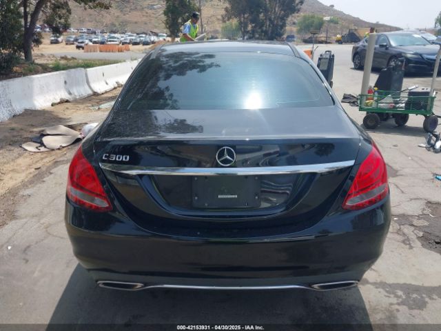 55SWF4JB2GU149942 Mercedes-Benz C 300 Luxury/sport