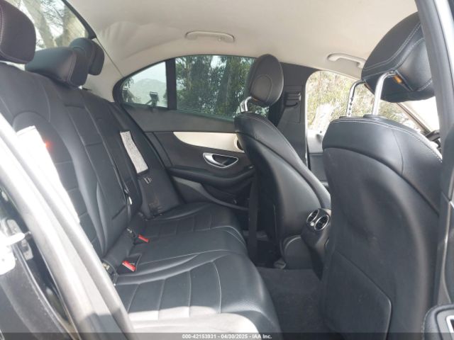 55SWF4JB2GU149942 Mercedes-Benz C 300 Luxury/sport