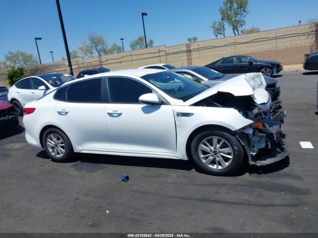 5XXGT4L37GG026140 KIA Optima Lx