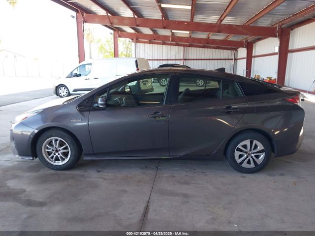 JTDKBRFU6H3578275 Toyota Prius Two