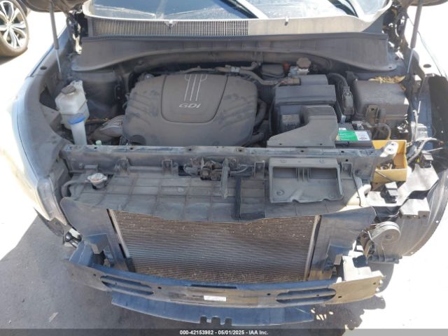 5XYPG4A59GG055448 KIA Sorento 3.3l Lx