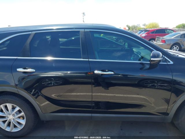 5XYPG4A59GG055448 KIA Sorento 3.3l Lx