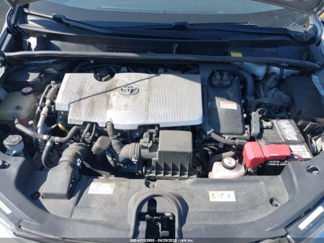JTDKARFUXH3030573 Toyota Prius Three