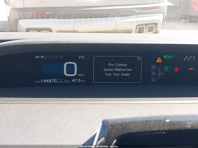 JTDKARFUXH3030573 Toyota Prius Three
