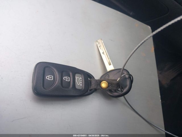 KMHD35LH1EU215003 Hyundai ELANTRA GT