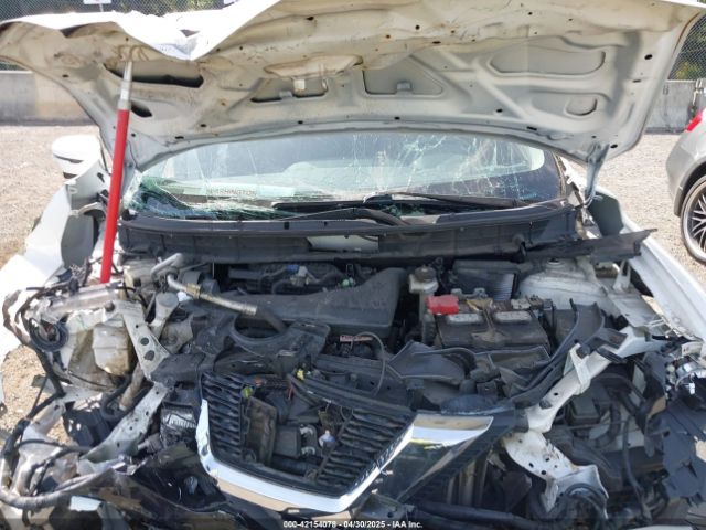 5N1AT2MN5HC852704 Nissan ROGUE SV