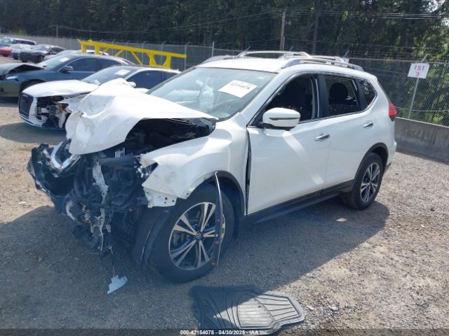 5N1AT2MN5HC852704 Nissan ROGUE SV