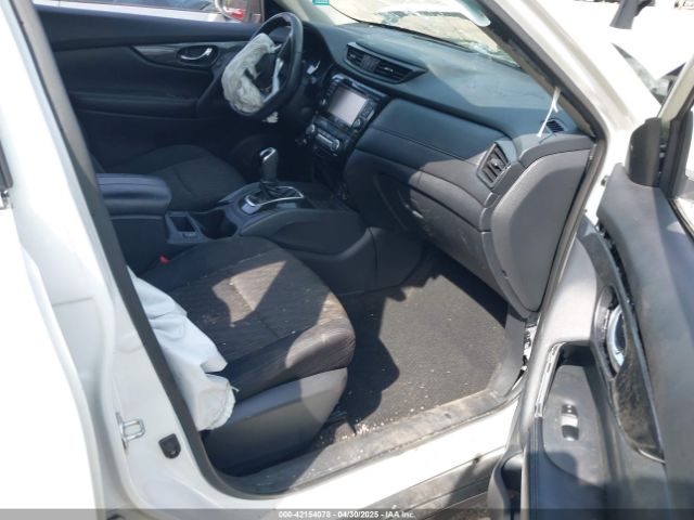 5N1AT2MN5HC852704 Nissan ROGUE SV