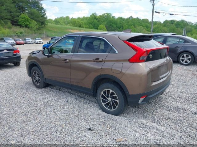 2020 MITSUBISHI ECLIPSE CROSS JA4AT3AA6LZ005735 Photo 2