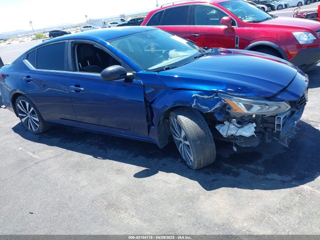 1N4BL4CV3NN424531 Nissan Altima Sr Fwd