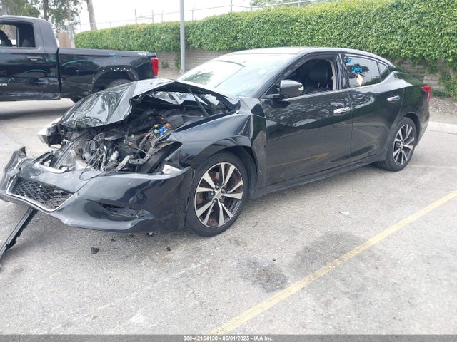 1N4AA6AP8JC368190 Nissan 2018