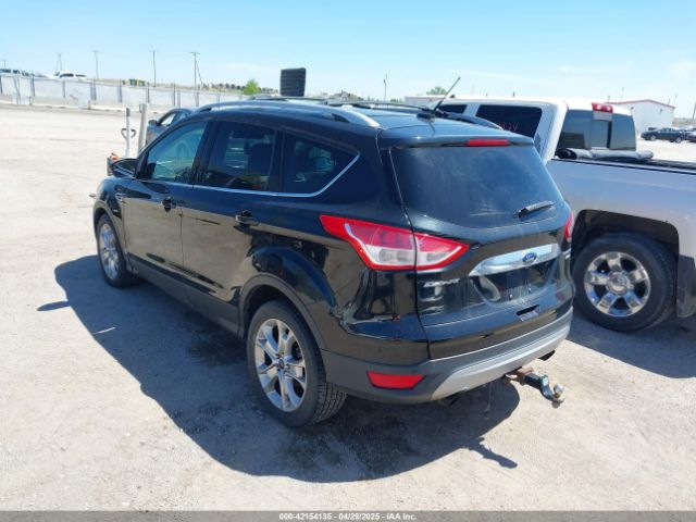 1FMCU9J90EUA22353 Ford Escape Titanium