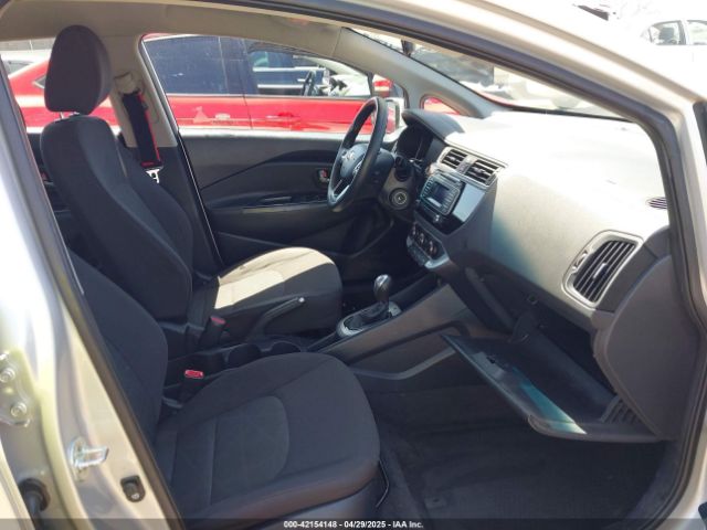KNADM4A32G6670837 KIA RIO LX