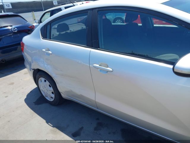 KNADM4A32G6670837 KIA RIO LX