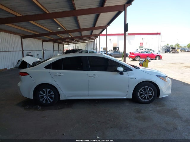 Toyota Corolla Hybrid Le 2021 JTDEAMDEXMJ007022 Image 14