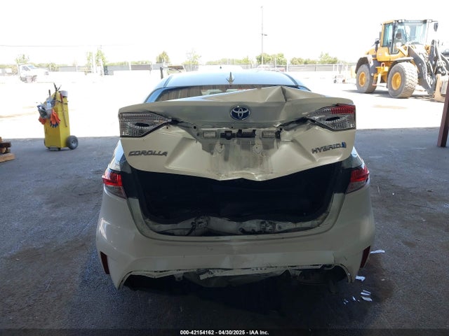 Toyota Corolla Hybrid Le 2021 JTDEAMDEXMJ007022 Image 6