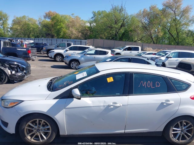 Ford 2016 2016 1FADP3K21GL247264 Image 14