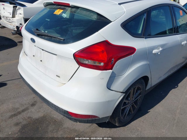 Ford 2016 2016 1FADP3K21GL247264 Image 6