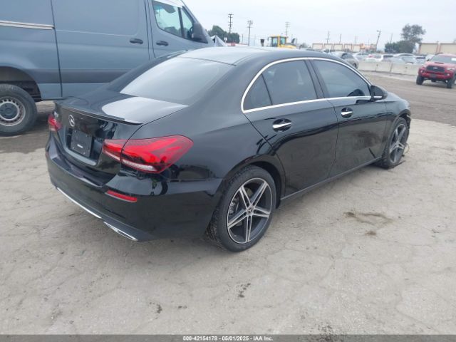 2022 MERCEDES-BENZ A 220 W1K3G4EB6NJ356664 Photo 3