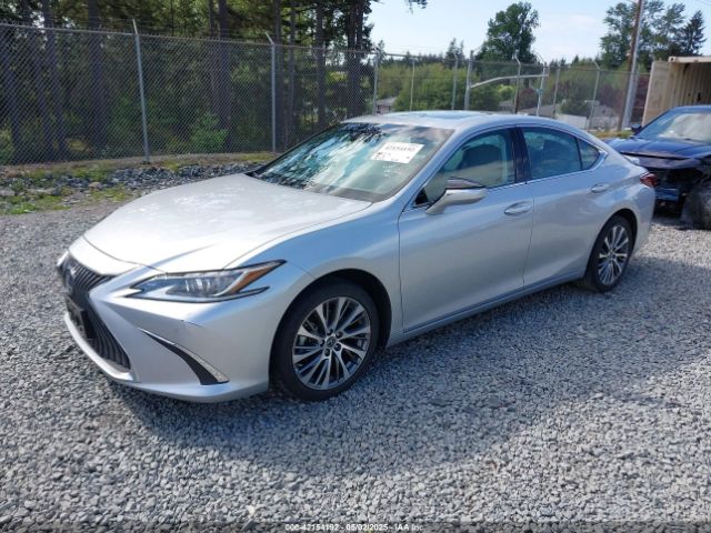 58AB21B15KU001482 Lexus ES 300H