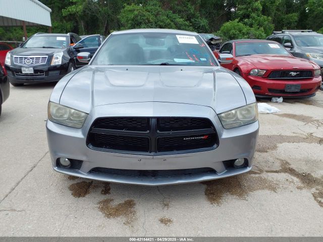 2C3CDXHG5EH162824 Dodge Charger Sxt