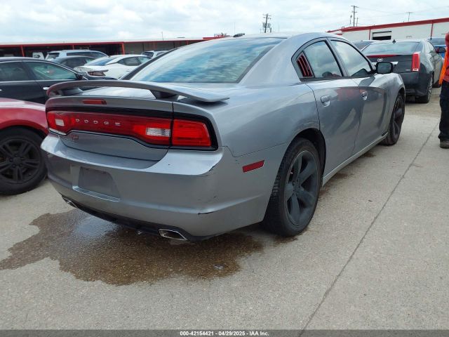2C3CDXHG5EH162824 Dodge Charger Sxt