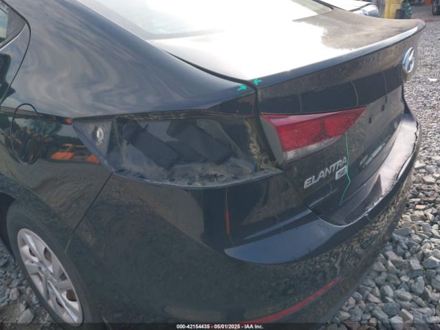 5NPD74LF7JH351495 Hyundai ELANTRA SE