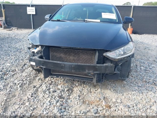 5NPD74LF7JH351495 Hyundai ELANTRA SE