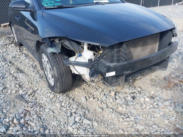 5NPD74LF7JH351495 Hyundai ELANTRA SE