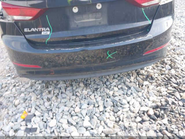 5NPD74LF7JH351495 Hyundai ELANTRA SE