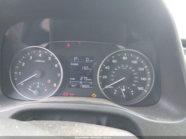 5NPD74LF7JH351495 Hyundai ELANTRA SE