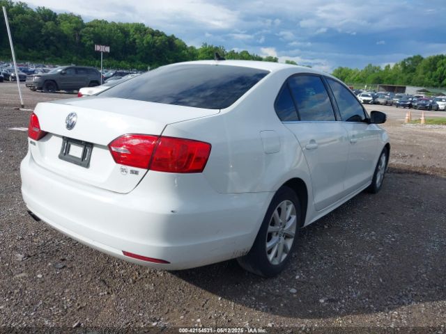 3VWD07AJ5EM429329 Volkswagen Jetta 1.8t Se