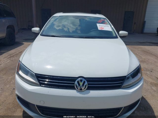 3VWD07AJ5EM429329 Volkswagen Jetta 1.8t Se
