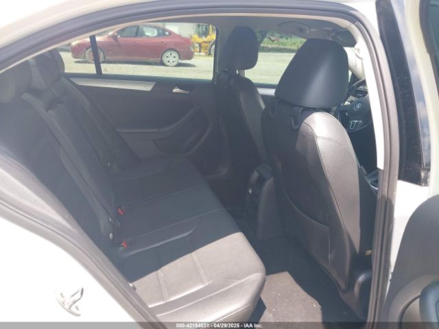 3VWD07AJ5EM429329 Volkswagen Jetta 1.8t Se