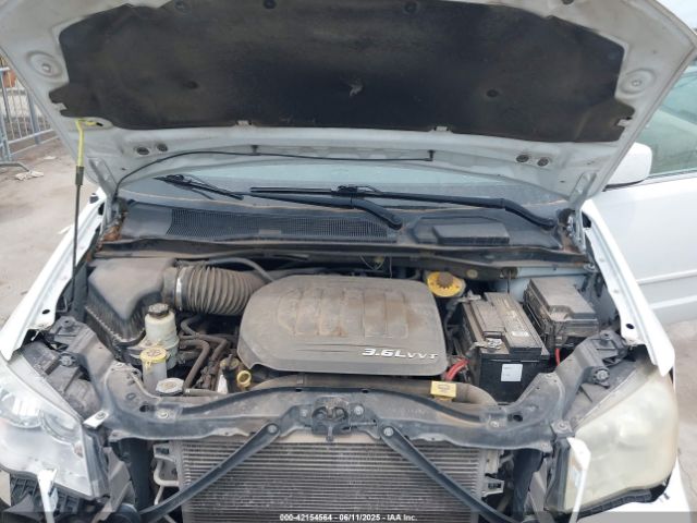 2C4RDGCG6HR670912 Dodge Grand Caravan Sxt