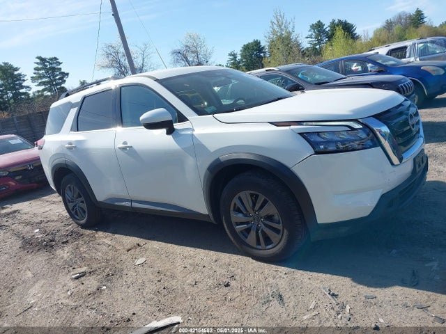 5N1DR3BC8RC258189 Nissan Pathfinder Sv 4wd