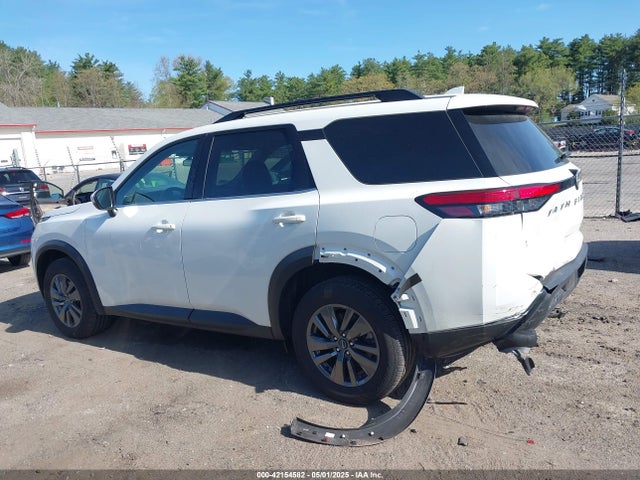 5N1DR3BC8RC258189 Nissan Pathfinder Sv 4wd
