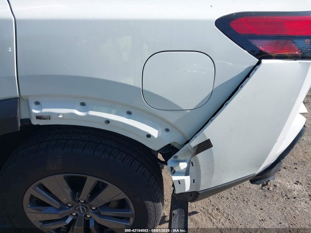 5N1DR3BC8RC258189 Nissan Pathfinder Sv 4wd